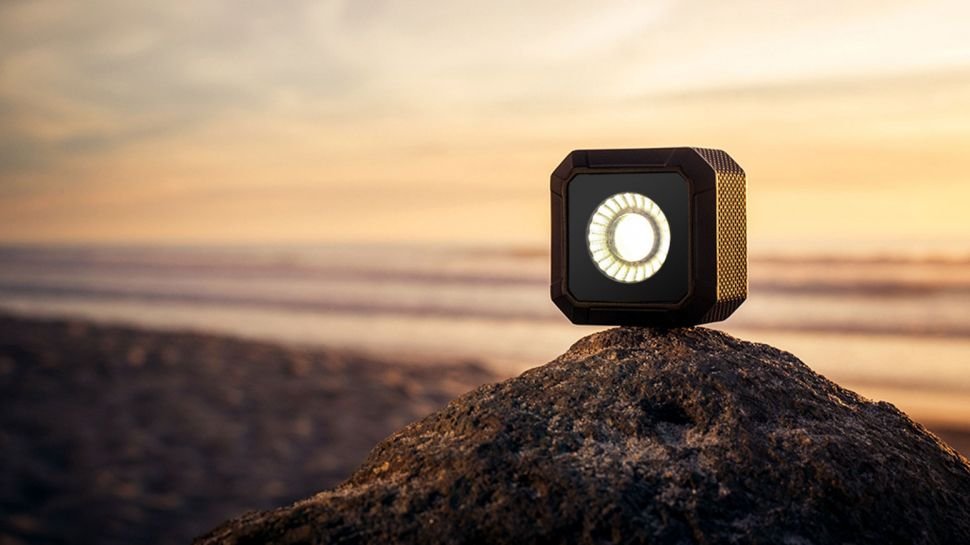 Shipwreck abort Vores firma Light up your life with the Lume Cube AIR - a light source that works  underwater - Bnw Minimalism Magazine