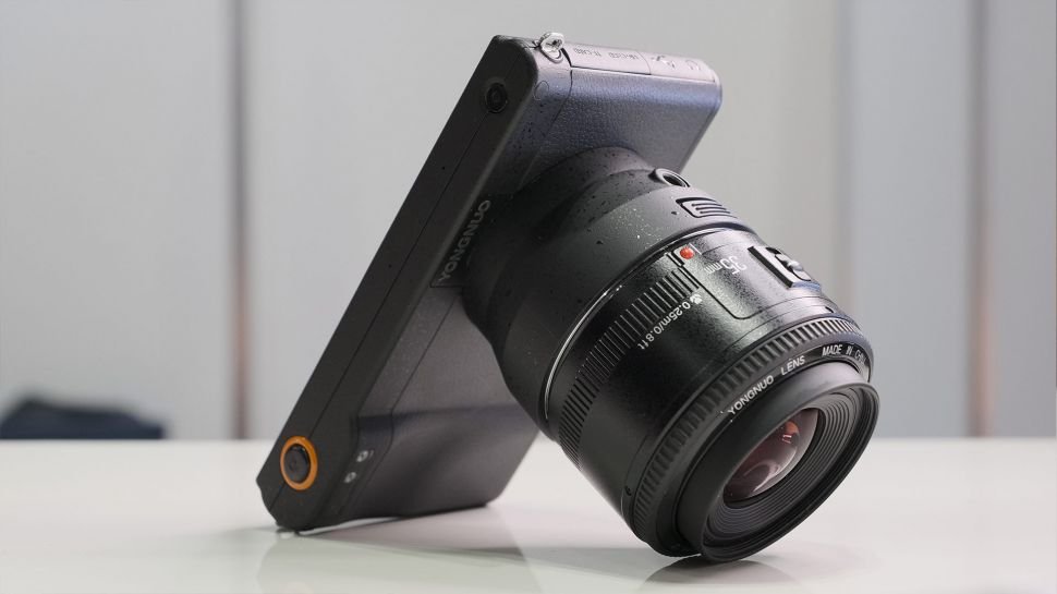 Yongnuo YN450: Android camera, Micro Four Thirds sensor, Canon EF mount -  Bnw Minimalism Magazine
